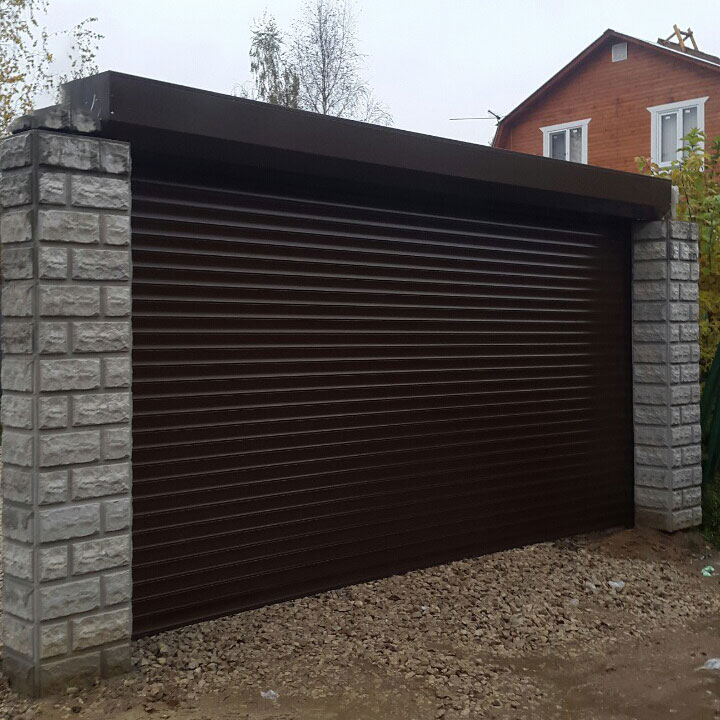 Ролети на будинку